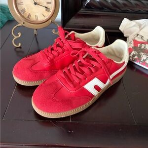 DreamPairs size 7 NEW Red and White Sneakers